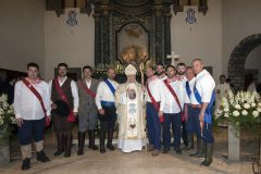 DSC_4468_vescovo-con-i-rappresentanti-delle-categorie-delle-passate