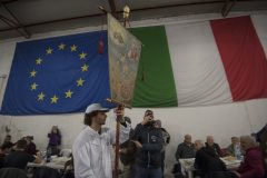 DSC_3308_gonfalone-fratellanza-tra-le-bandiere-europea-e-italiana